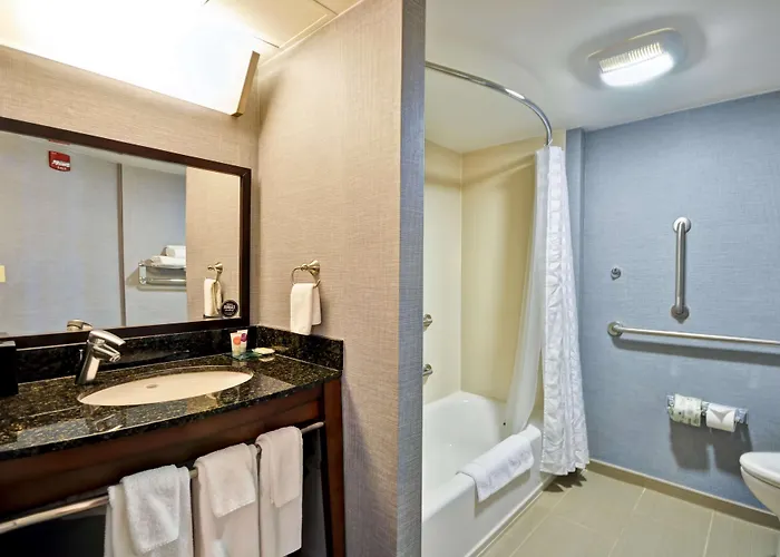 Hyatt Place Minneapolis Airport South 3*