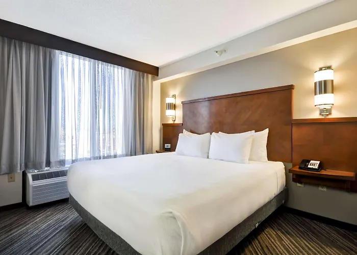Hyatt Place Minneapolis Airport South Hotel 3*